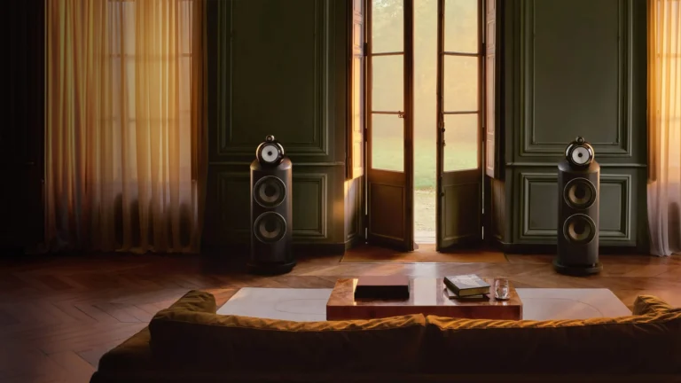 Bowers & Wilkins 800 Series Diamond D5 loudspeakers in a listening room