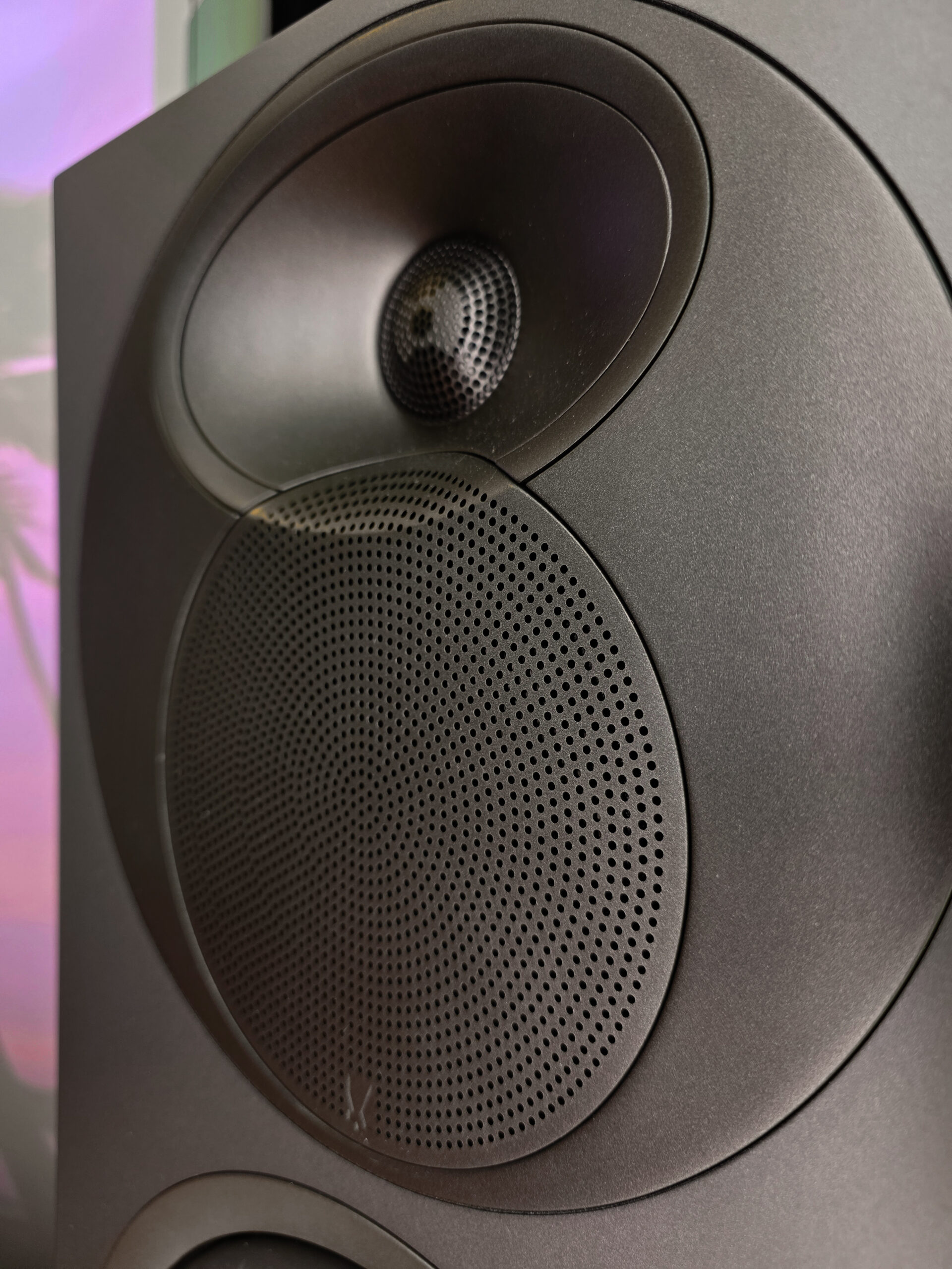 Close-up of the Arendal Sound 1610 Bookshelf 8 tweeter waveguide and midrange